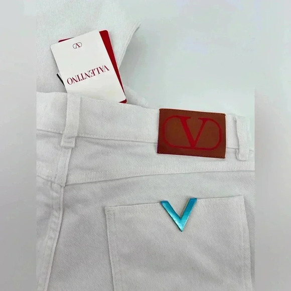 NWT Valentino White Jeans Womens Denim Embellished Large V Logo Size 30 - Picture 10 of 15